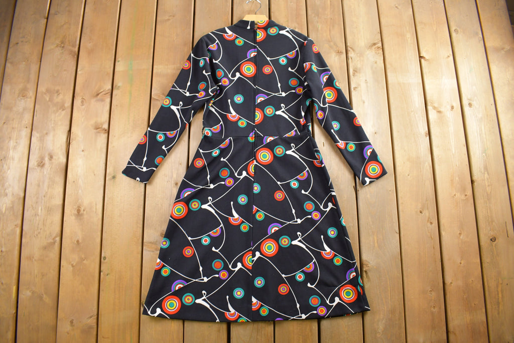 Vintage 1960s Trends by Jerrie Lurie Long Sleeve Dress