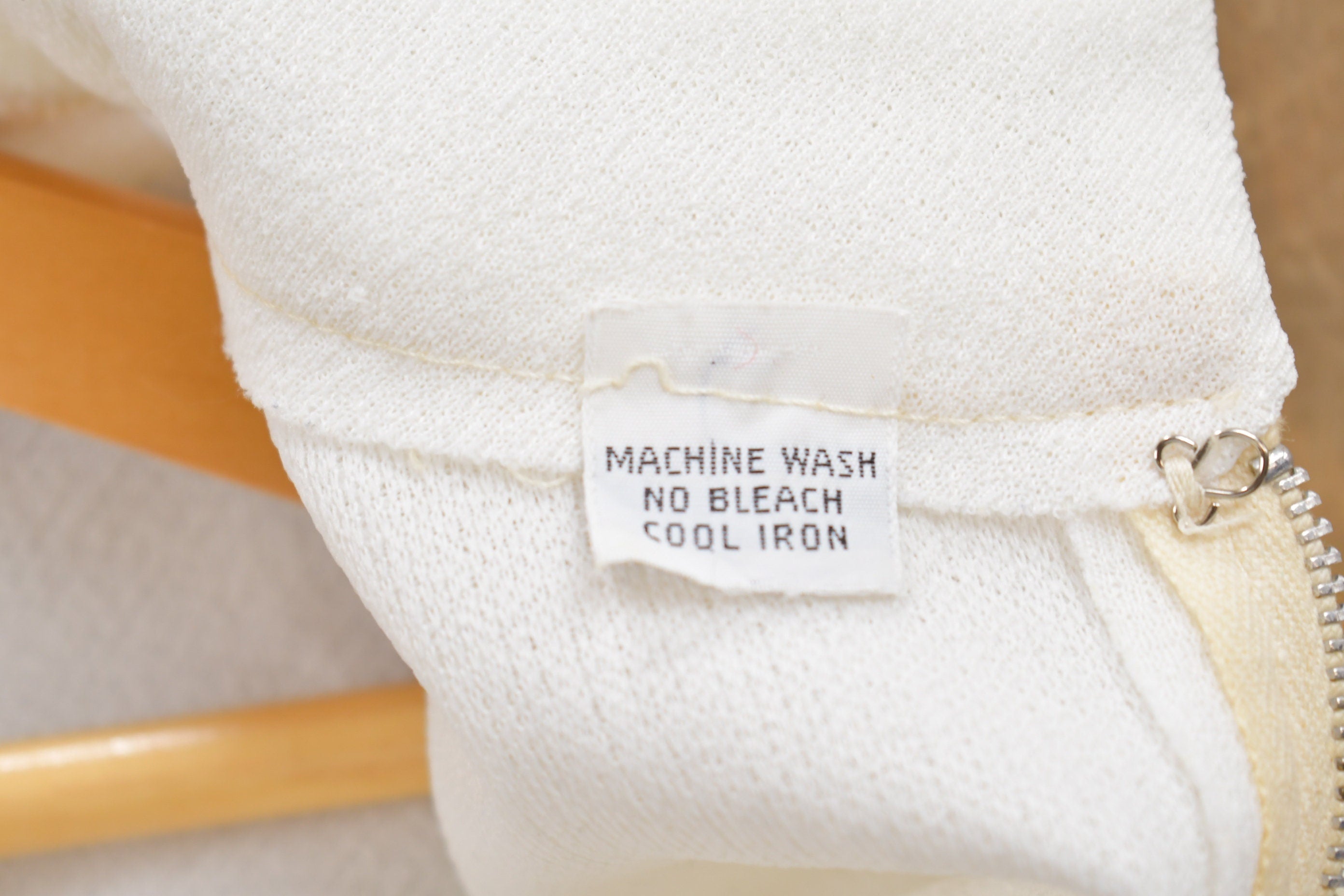 Vintage 1960s Lace Sleeve Dress