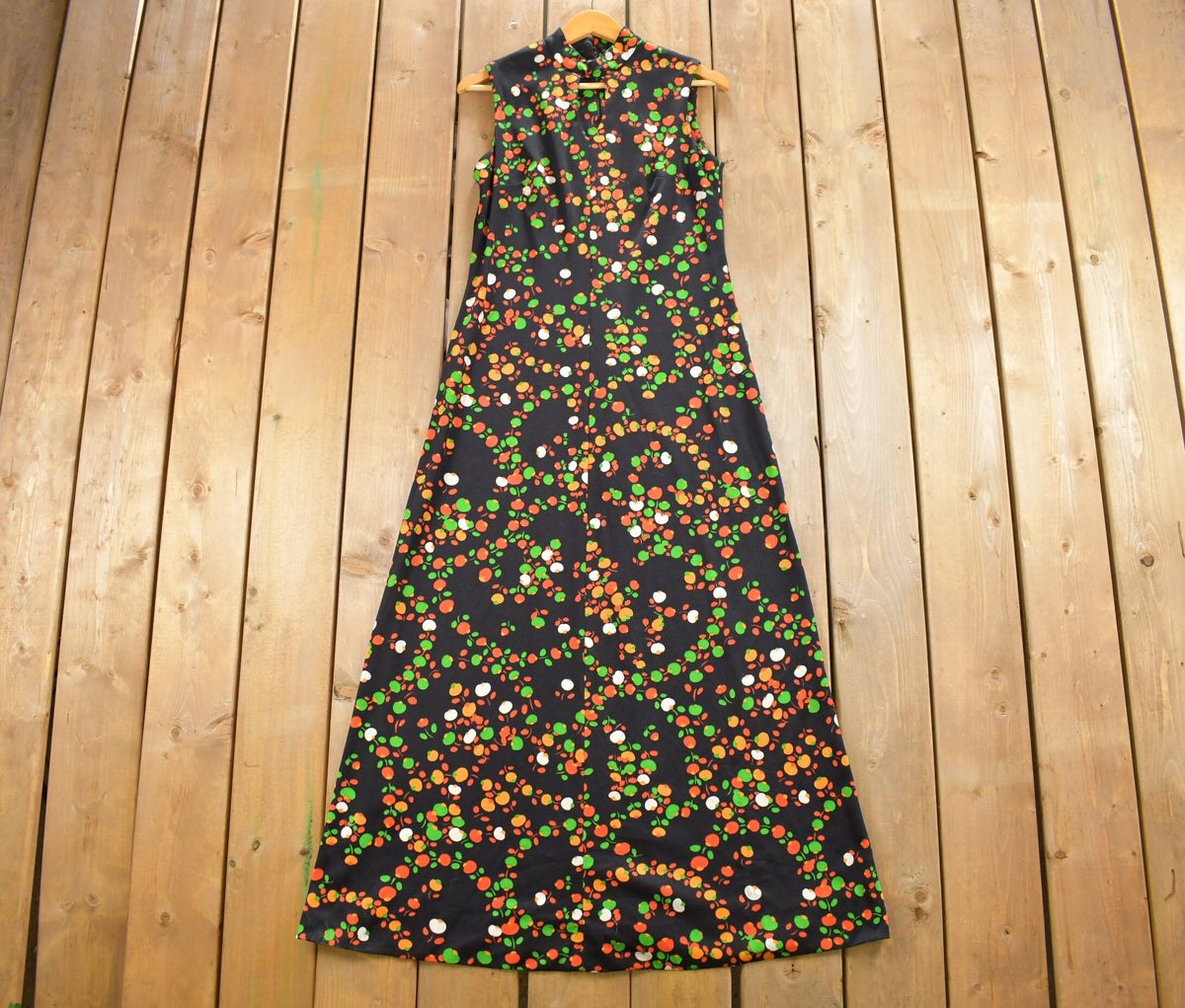 Vintage 1960s Sleeveless Flora Dress