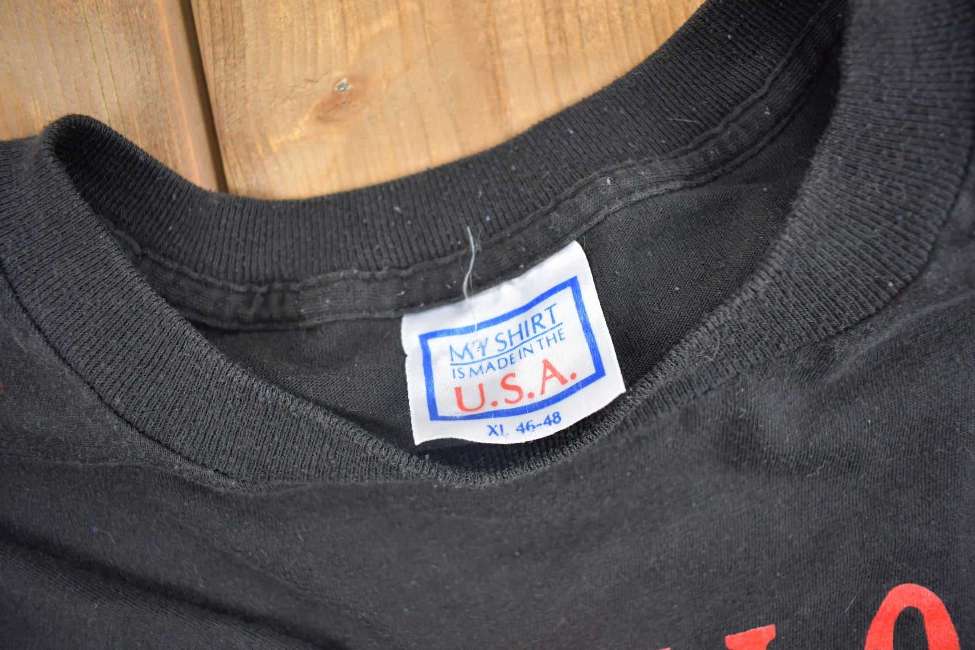 Vintage 1987 Pink Floyd World Tour Band T-shirt