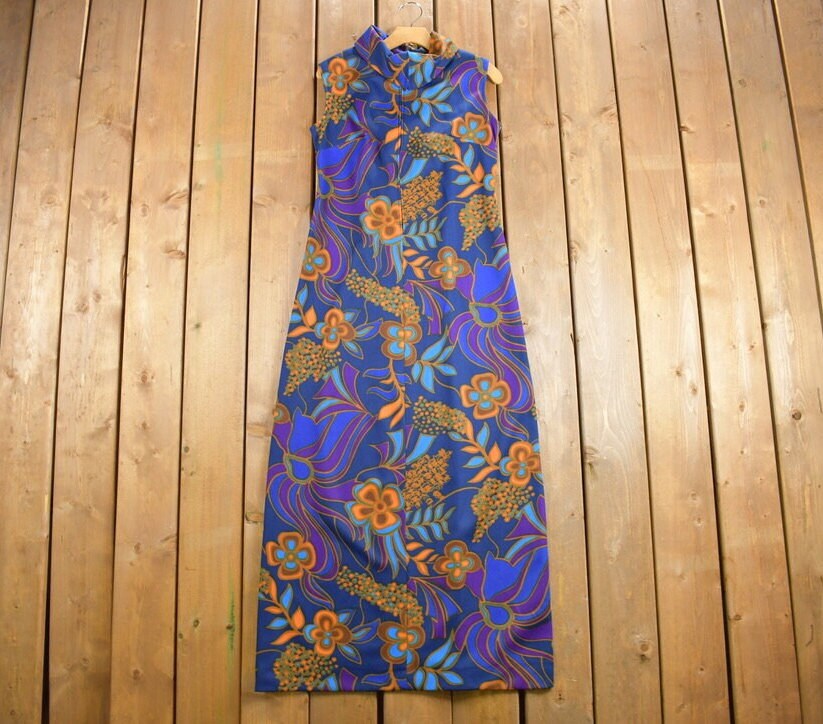 Vintage 1970s Floral Dress / True Vintage Dress / Long Dress / Summer Dress / 1970s Dress /