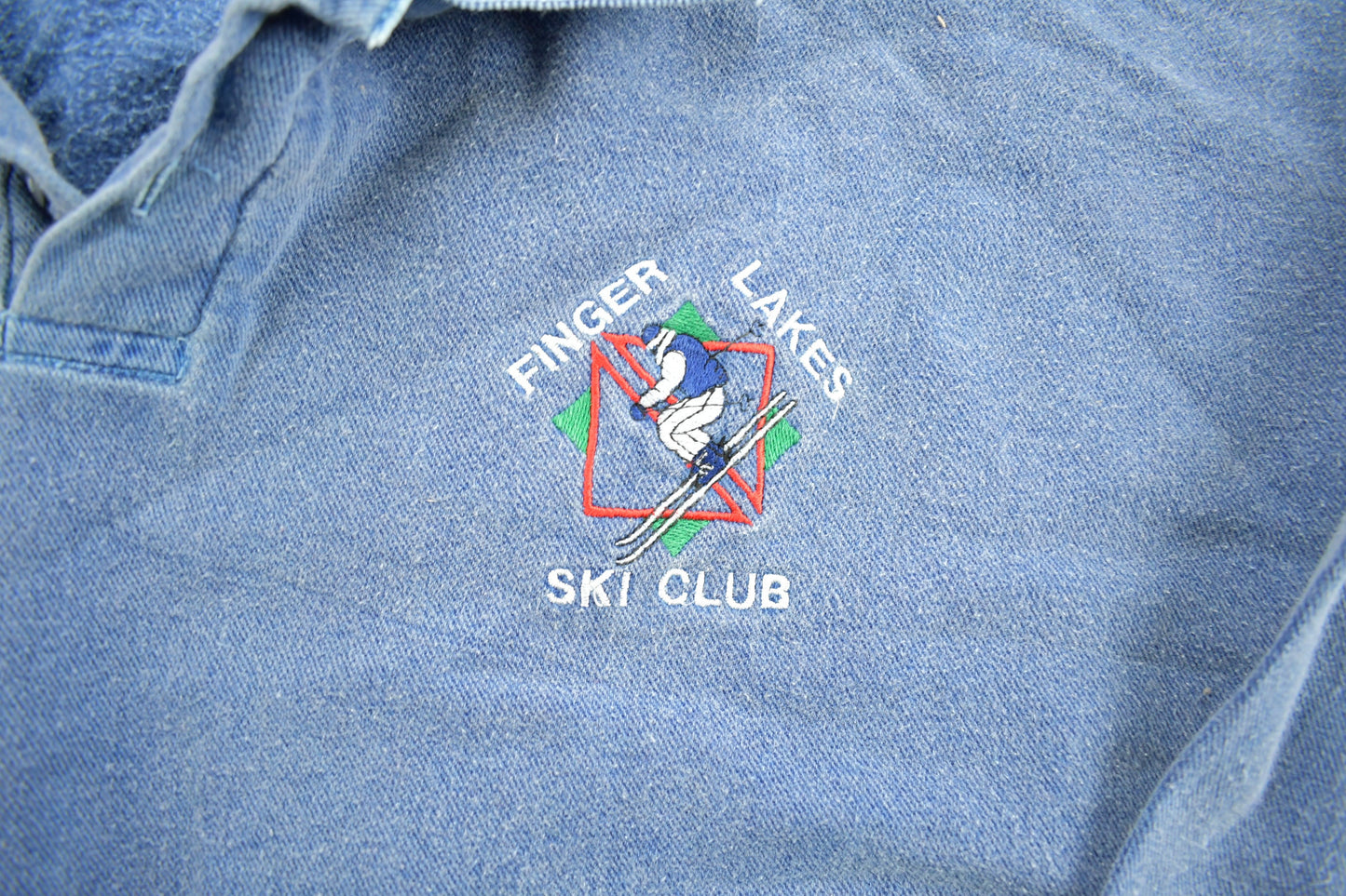 Vintage 1990s Finger Lakes Ski Club Collard Sweatshirt / 90s Sweater / Vintage Sports / Streetwear / Embroidered / Vintage Skiing