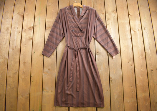 Vintage 1970s Date Mate Dress / Union Made in Canada / True Vintage Dress / 70s Dress / Shirt Dress