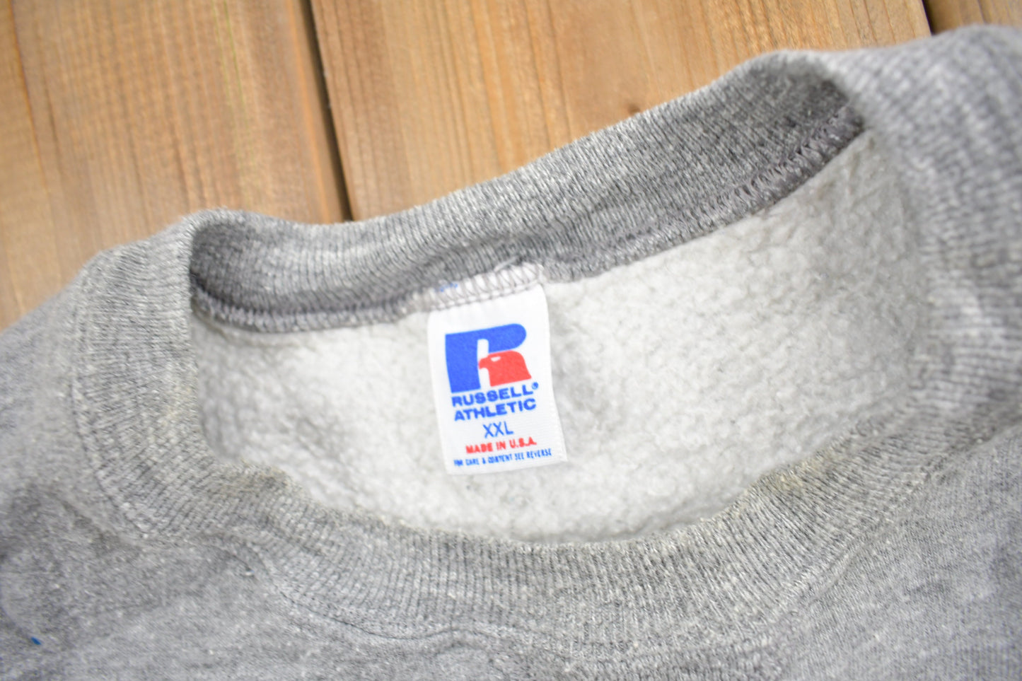 Vintage 1990s Russell Athletics Blank Crewneck Sweatshirt / 90s Crewneck / Made In USA / Athleisure / Streetwear / 90s Blank