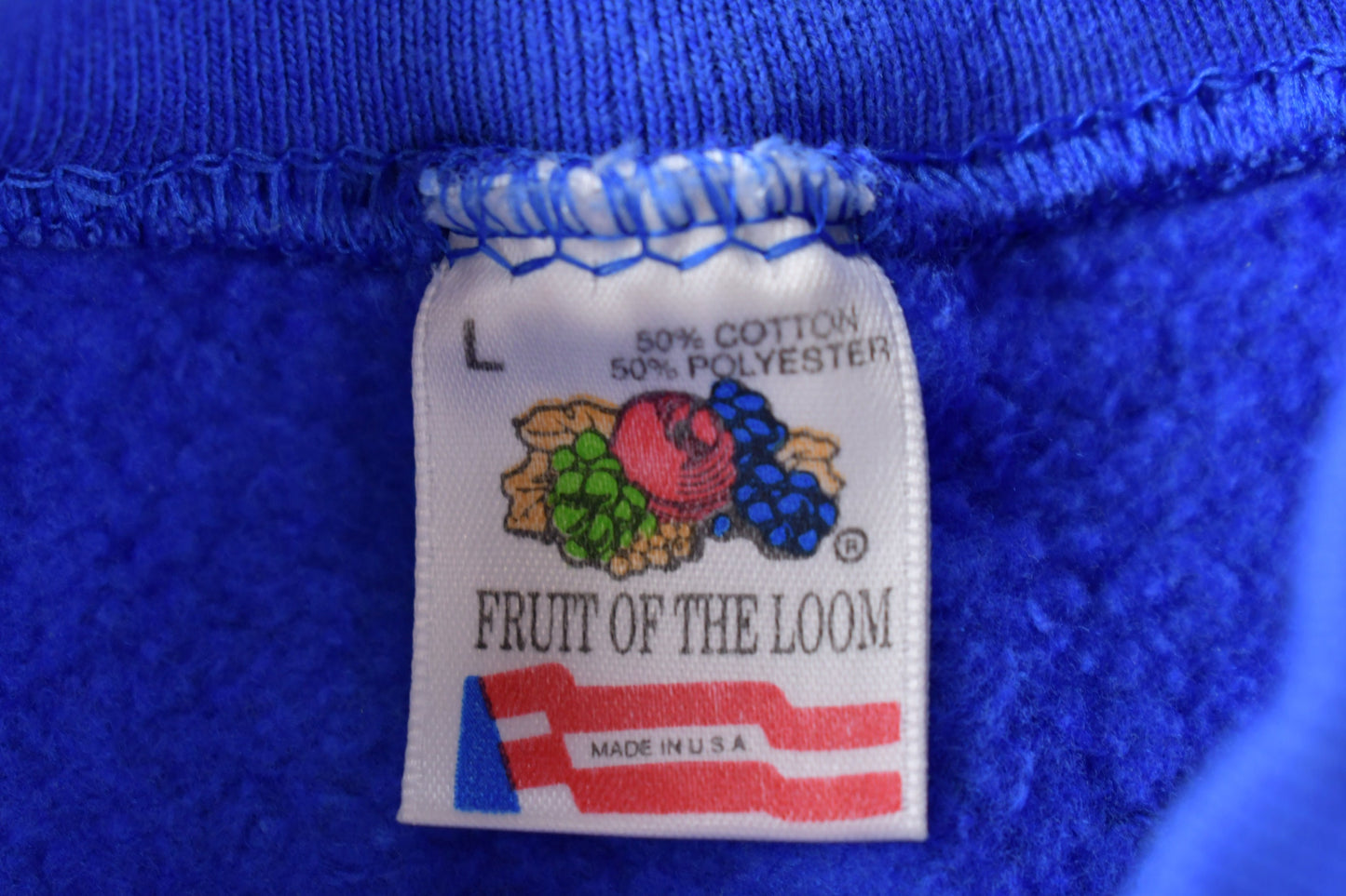 Vintage 1990s Blank Fruit Of The Loom Crewneck Sweatshirt / Raglan / Blue / Made in USA / 90s Crewneck / Essential / Streetwear / 90s