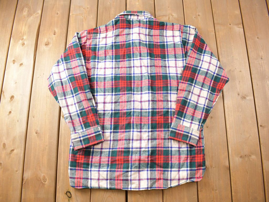 Vintage 1980s Woolrich Plaid Flannel Button Up Shirt