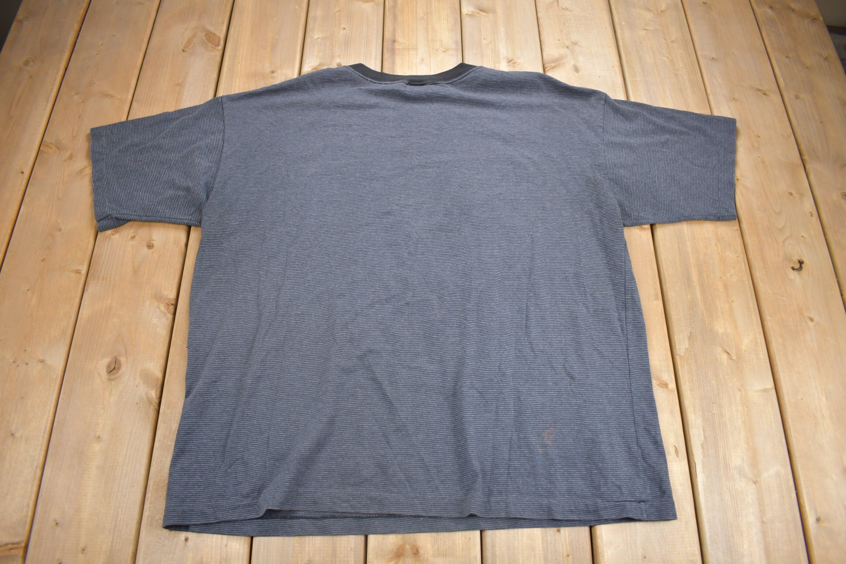 Vintage 1994 Toronto Raptors Graphic T-Shirt