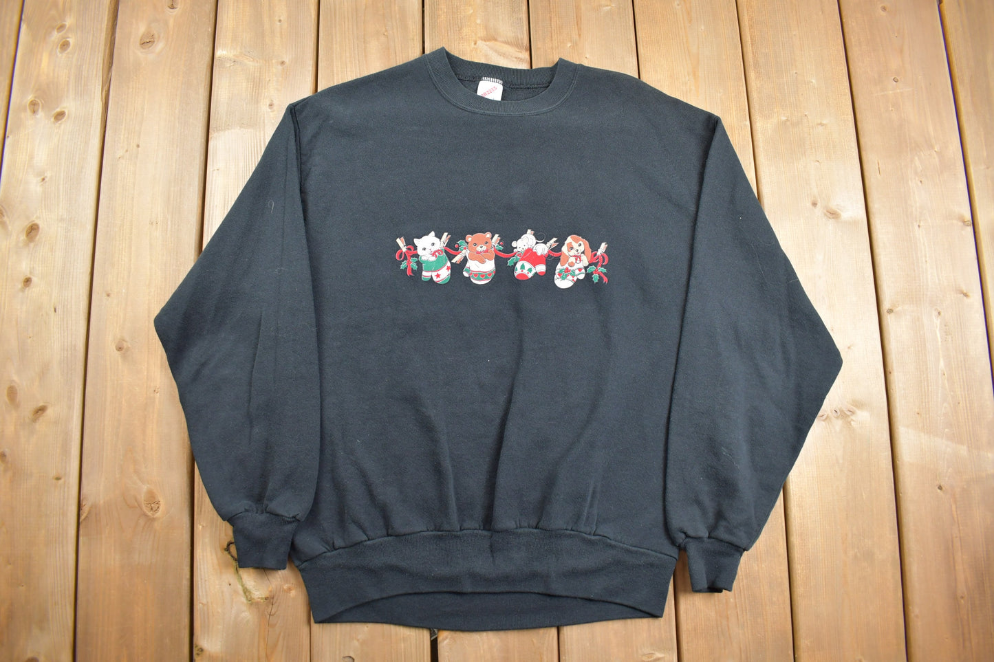 Vintage 1990s Cute Kittens and Puppies Christmas Sweater / 90s Holiday Crewneck / Winter Wear / Festive Graphic Print / Cats / Dogs / Teddy