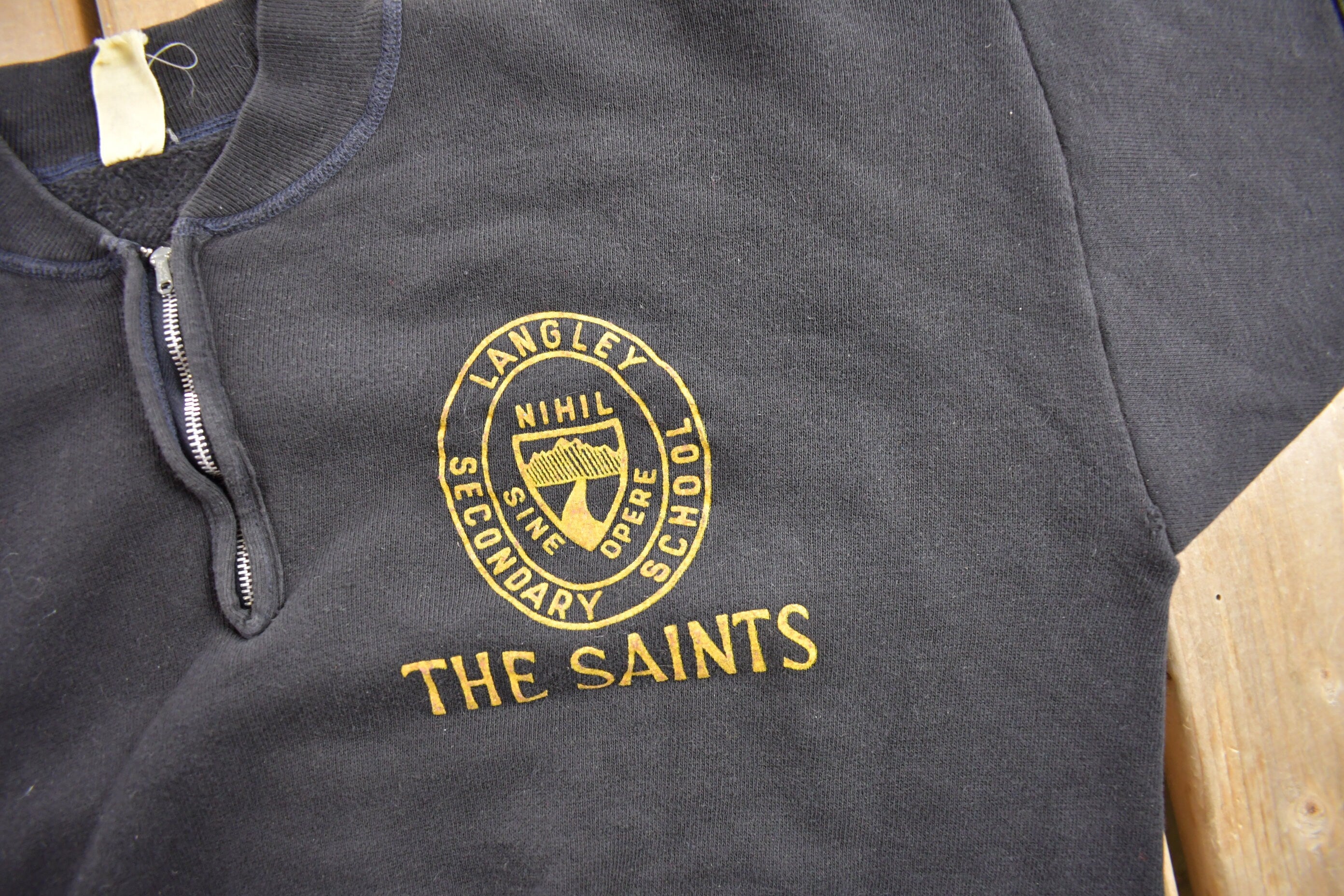 Vintage 1950s The saints Short Sleeve Quarter Zip Sweater