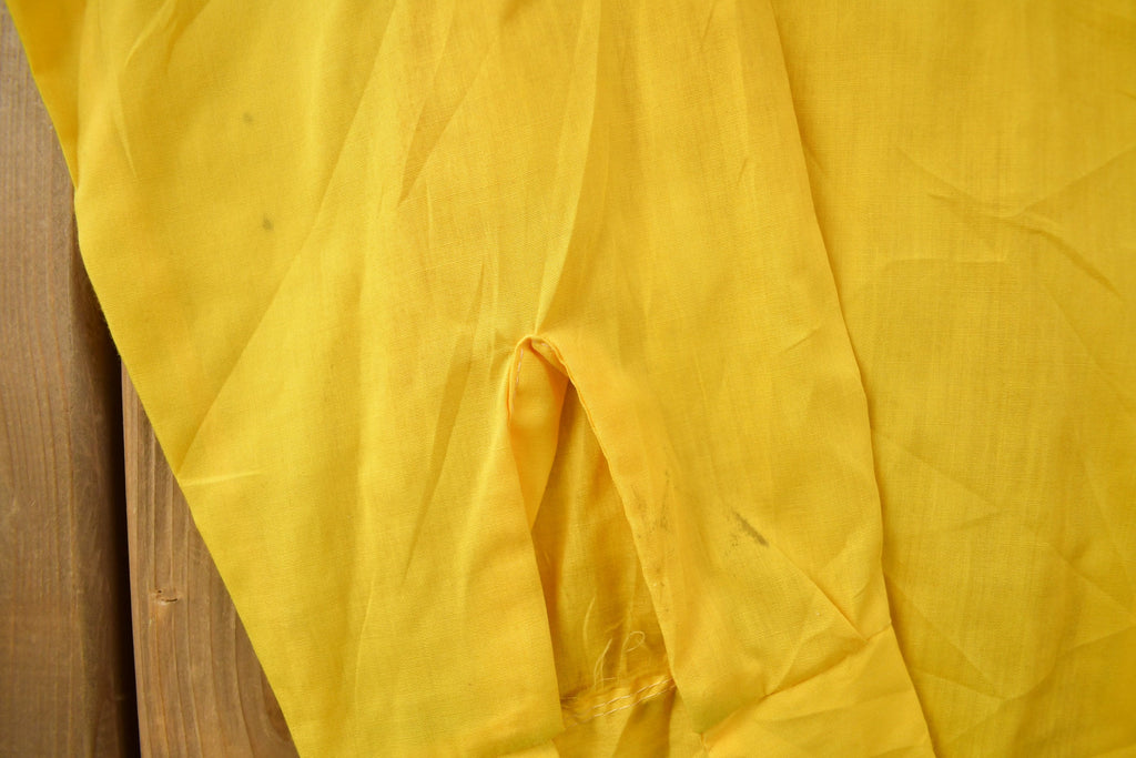 Vintage 1960s Blank Yellow Tapered N' Tails Button Up Shirt