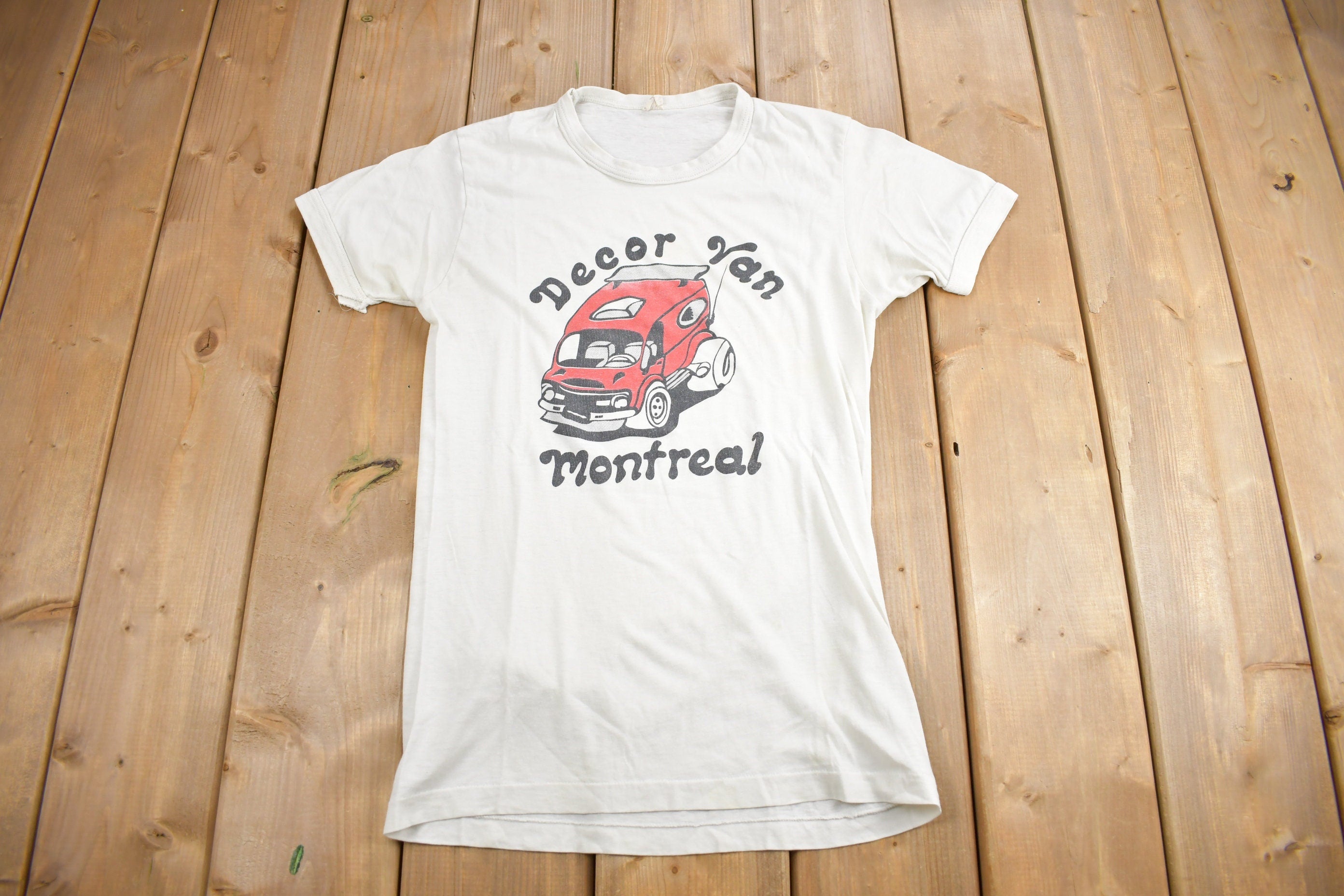 Vintage 1970s Decor Van Montreal Graphic T Shirt