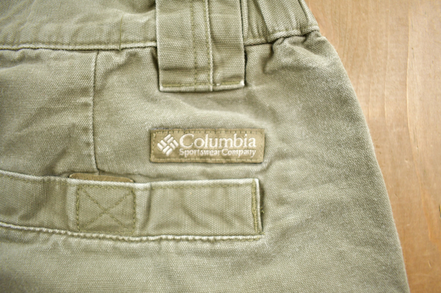 Vintage 1990s Columbia Sportswear Hiker Shorts / 90s Streetwear / Vintage Canvas Shorts / Outdoor Wear / Summer Wear/ Jorts