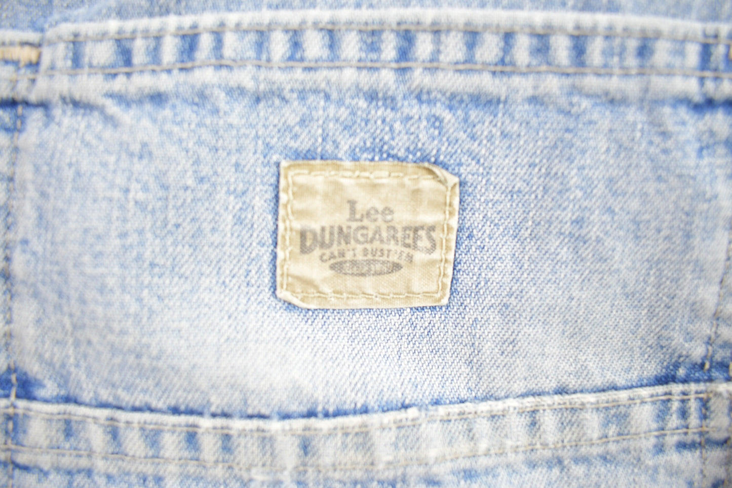 Vintage 1990s Lee Dungarees Can't Bust 'Em Jean Shorts 34 x 10 / Light Wash / 90s / Streetwear Fashion / Carpenter / Bottoms / Vintage Jeans