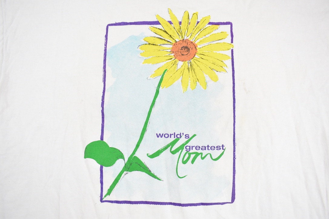 Vintage 1990s Worlds Greatest Mom Sunflower Graphic T Shirt