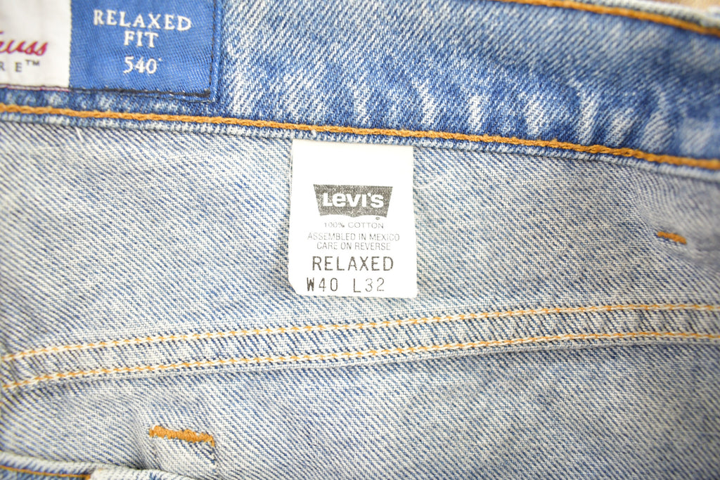 Vintage 1990s Levi's Signature 540 Brown Tab Jeans Size 39 x 32