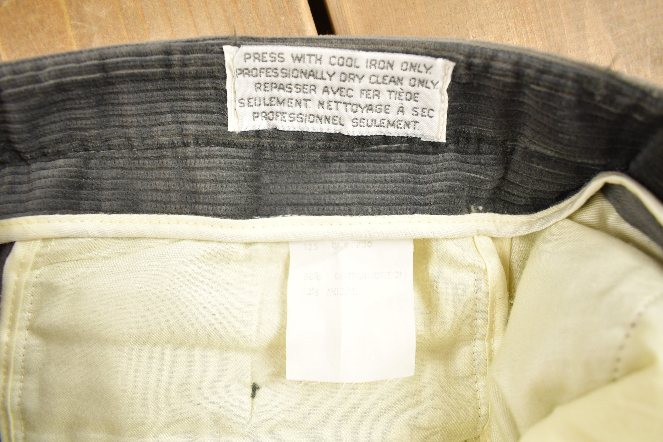 Vintage 1970s Keithsport By Keithmoor Grey Corduroy Pleated Trousers Size 38 x 31