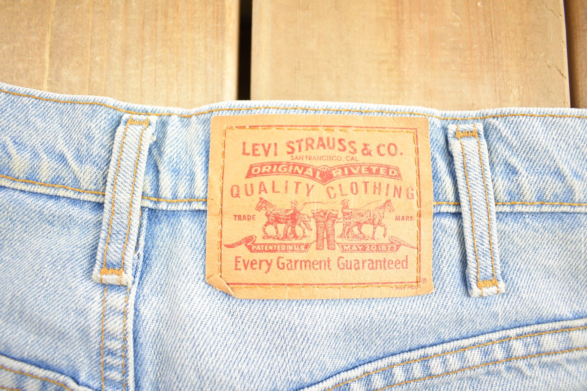 Vintage 1990s Levi's Red Tab Denim Jeans Size 39 x 32