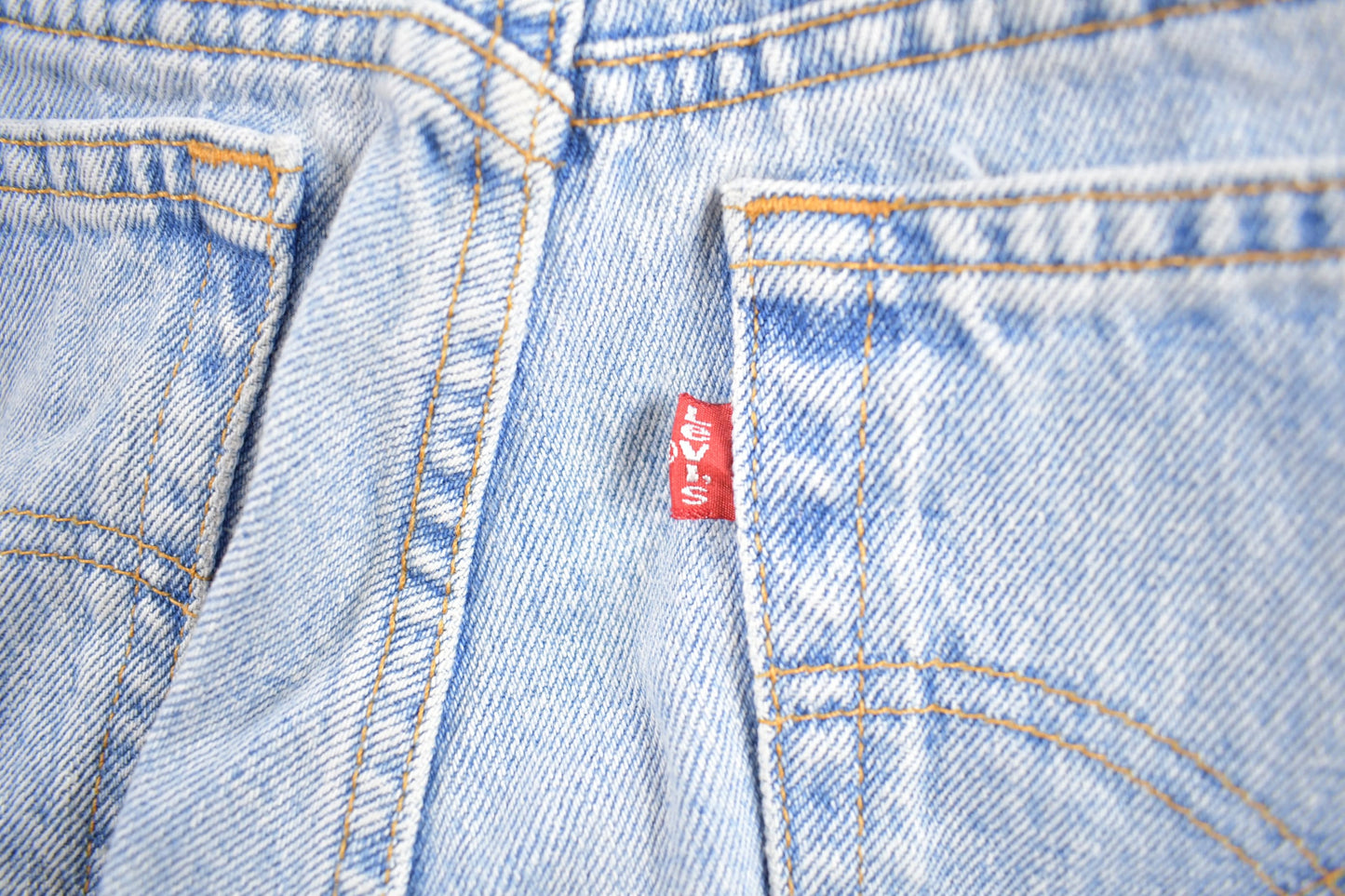 Vintage 1990s Levi's 550 Red Tab Jeans Size 30 x 30 / Blue / Light Wash / Vintage Denim  / Made In USA / 90s Levi's / Straight Cut