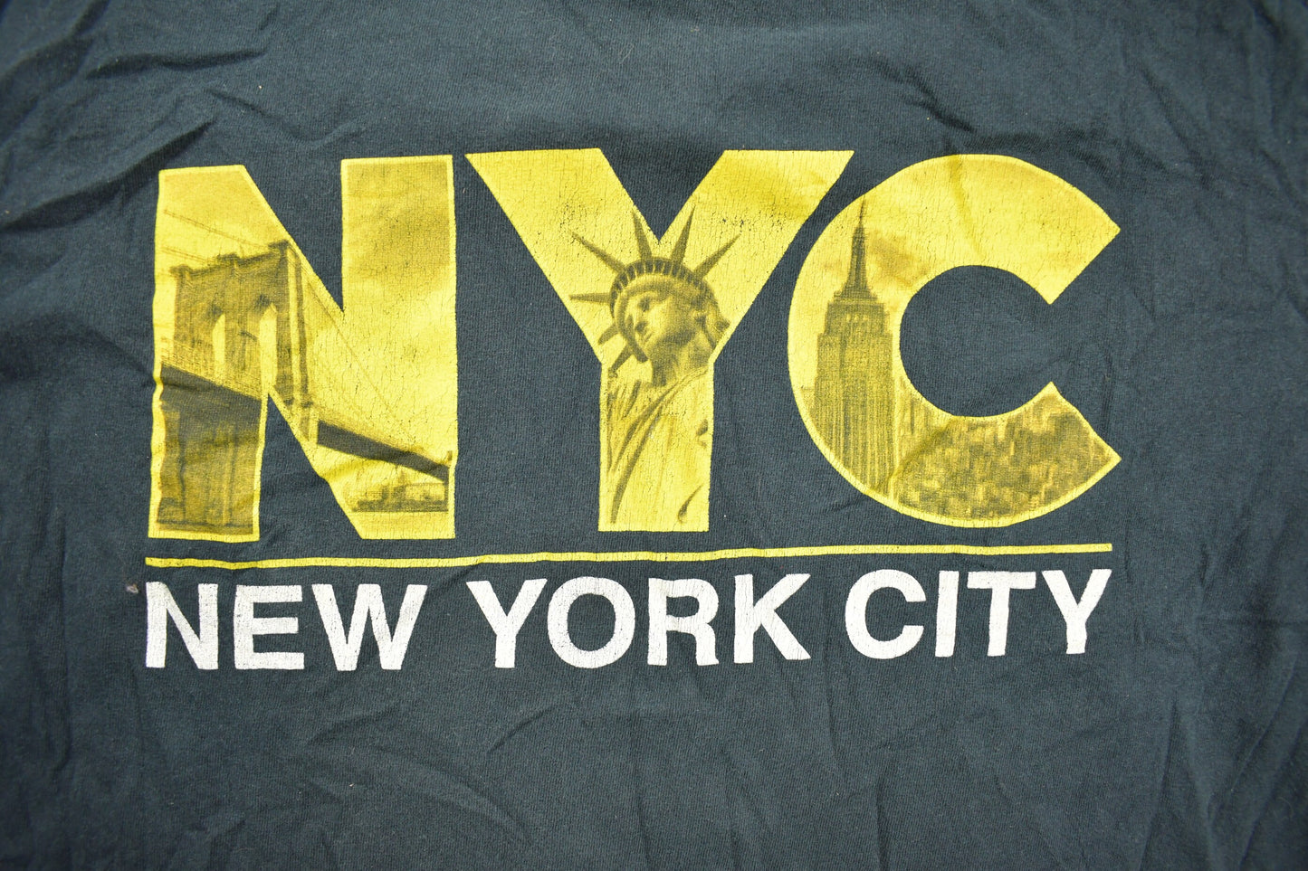 Vintage 1990s New York City NYC Souvenir T Shirt / Streetwear / Vintage New York T Shirt / Vacation Tee / Travel T Shirt