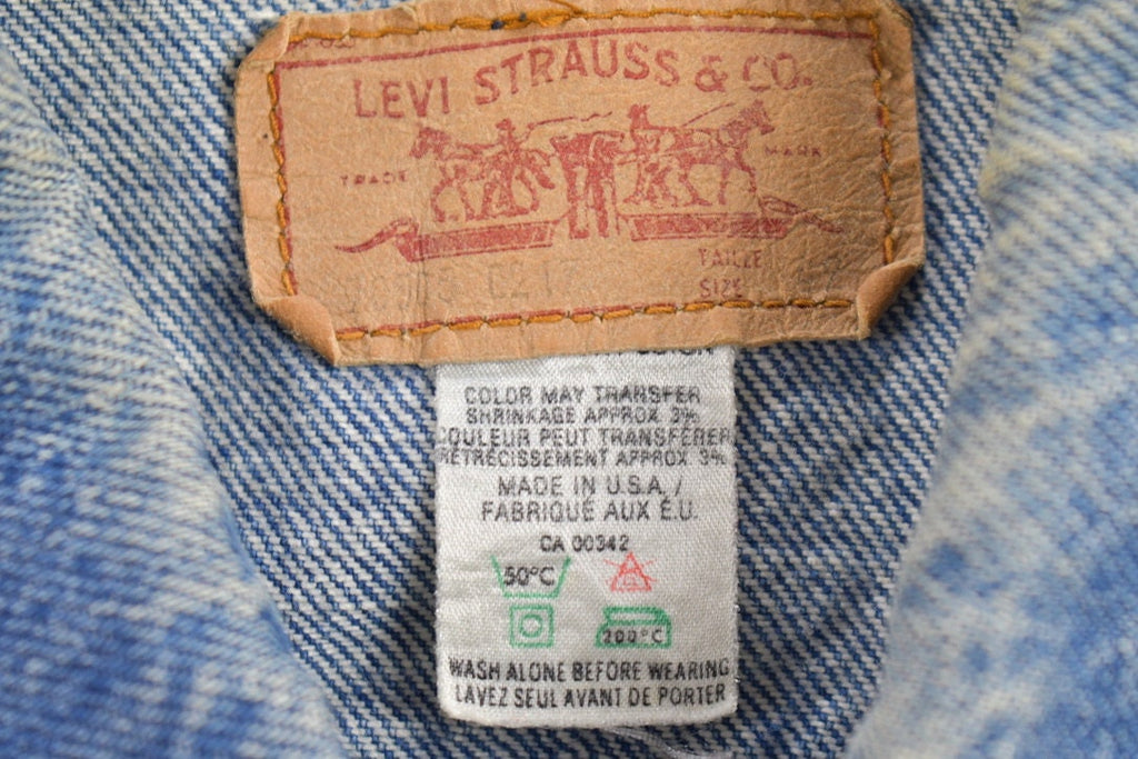 Vintage 1990s Levis Denim Jean Jacket