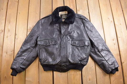 Vintage 1980s Cooper Leather Aviator Jacket / Fur Collar and Lining / Fall Outerwear / Leather Coat / Winter Outerwear / Streetwear Fashion