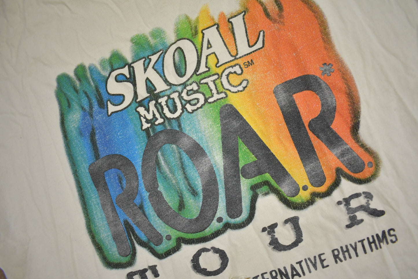 Vintage 1990s Skoal Music Roar Tour Graphic T Shirt / Vintage T Shirt / Streetwear / Graphic Tee / Made In USA