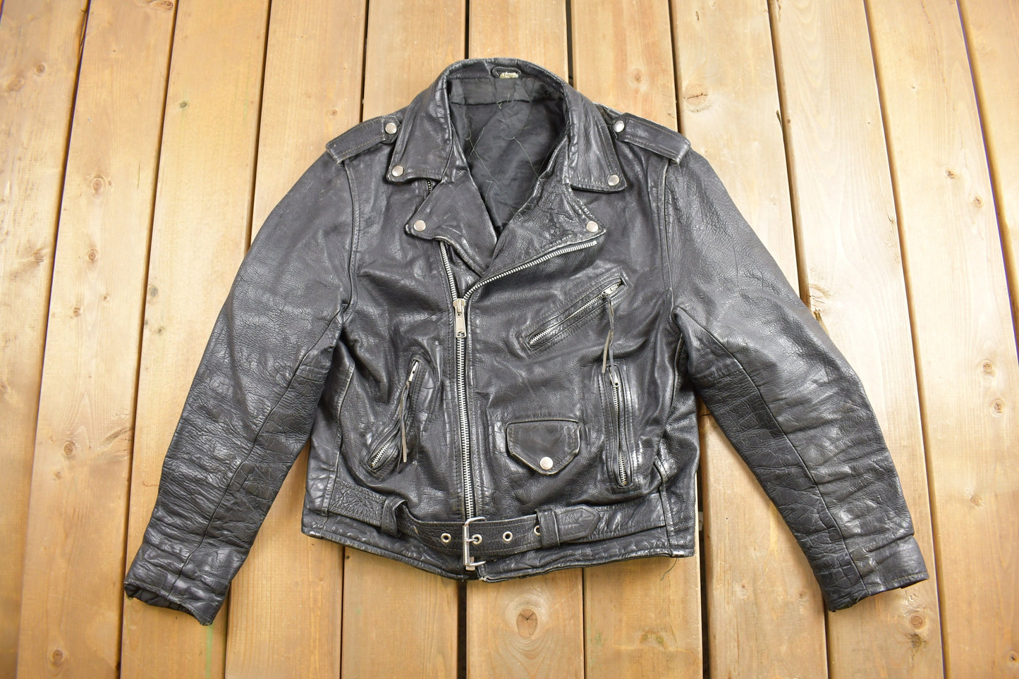 Vintage 1980s Genuine Leather Biker Jacket / Fall Outerwear / Leather Coat / Winter Outerwear / Streetwear Fashion / Motorcycle Jacket