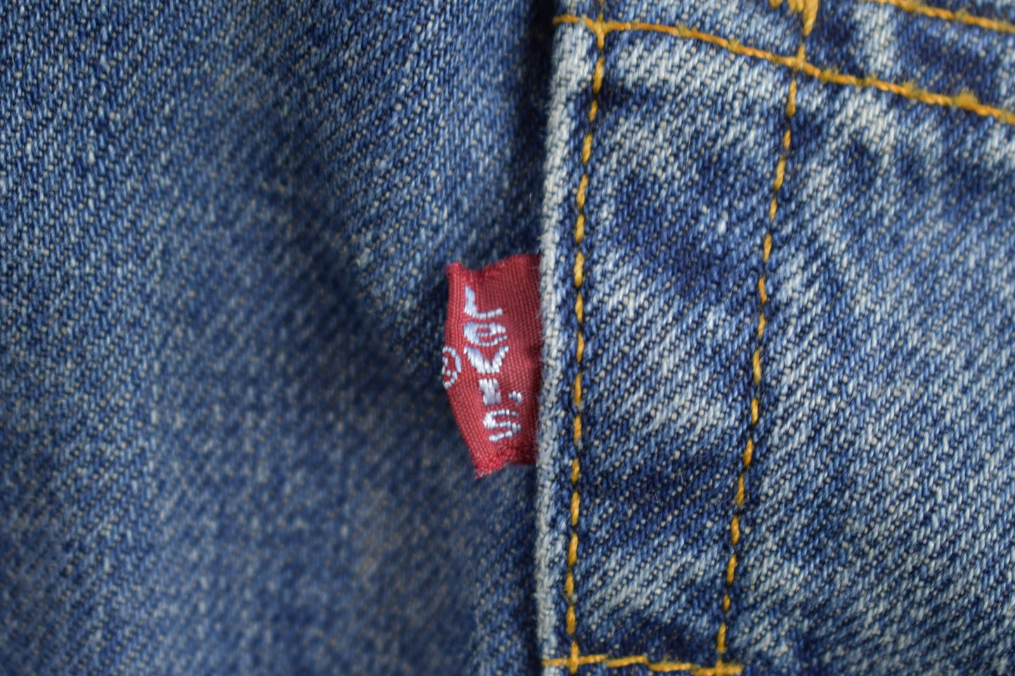 Vintage 1990s Levi's 528 Metro Fit Denim Jeans Size 38 x 34 / Mid Wash / Vintage Denim / Made in Canada / Jeans / Red Tab