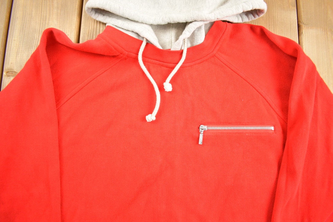 Vintage 1970s Inset Hood Zip Breast Pocket Red Blank Hoodie Sweatshirt Crewneck
