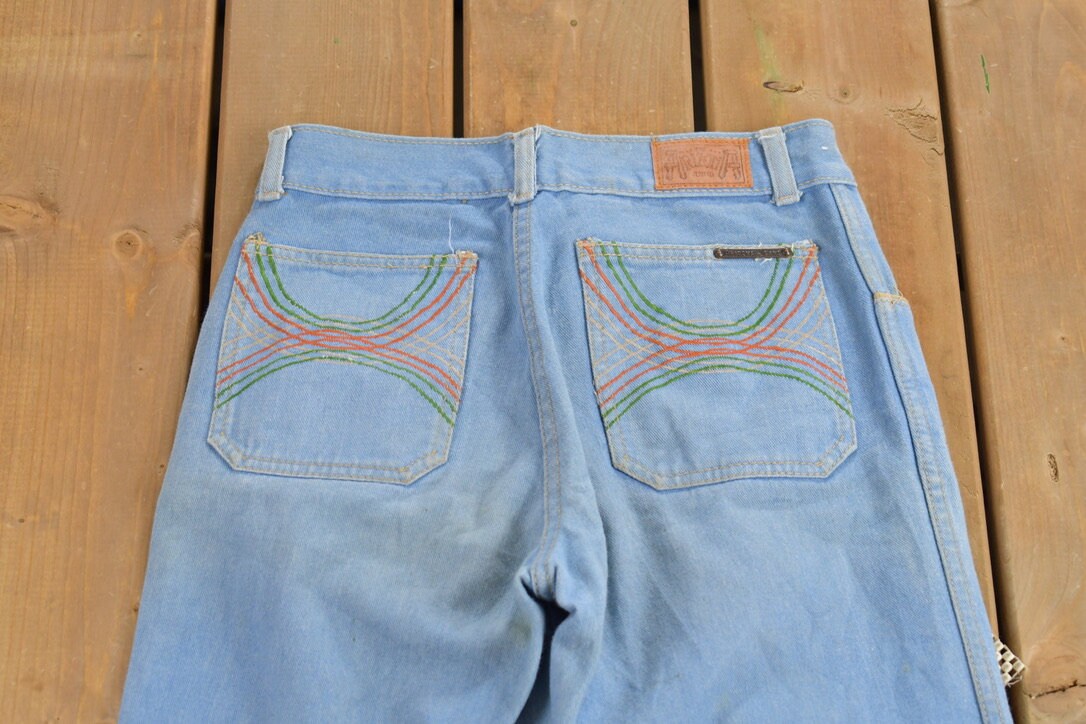 Vintage 1970s Arizona Flare Denim Jeans Size 27 x 33 / Flare Jeans / American Vintage / Rainbow Embroidery / Streetwear / 80s denim / 70s