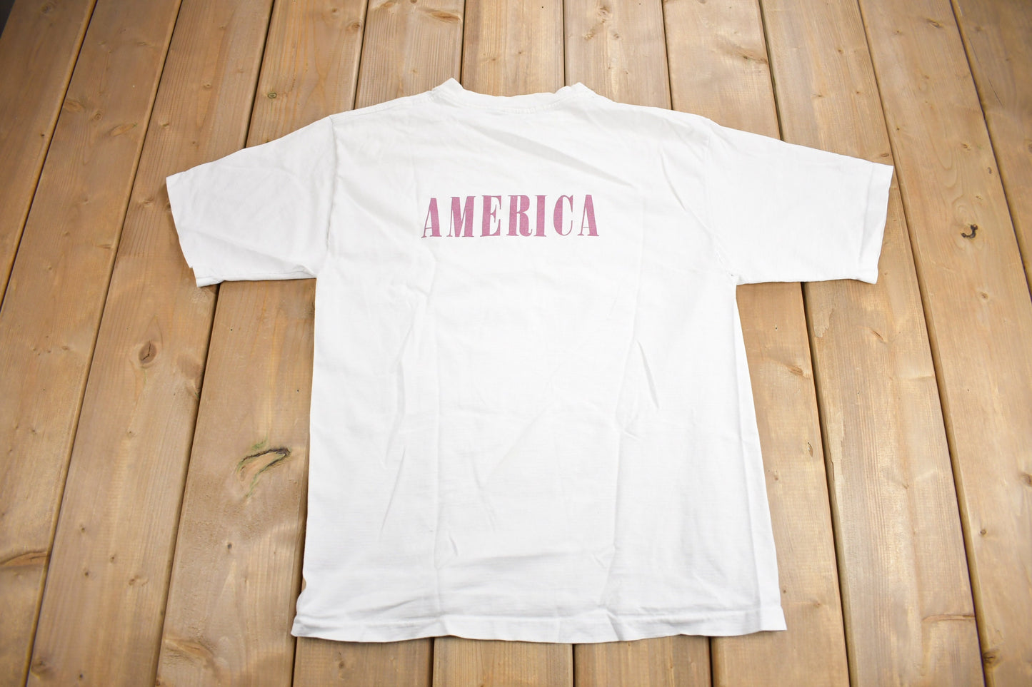 Vintage 1990s America Graphic T Shirt / Vintage Soldier T Shirt / Graphic Tee / Single Stitch / Made In USA