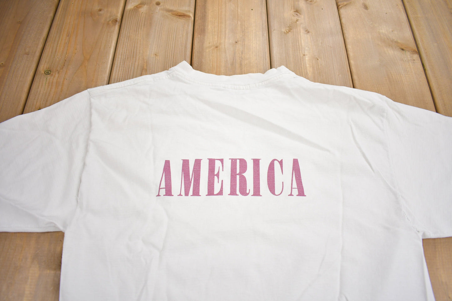 Vintage 1990s America Graphic T Shirt / Vintage Soldier T Shirt / Graphic Tee / Single Stitch / Made In USA