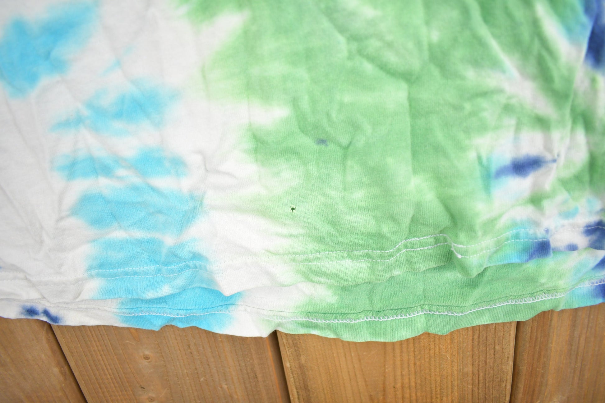 Vintage Y2K Green & Blue Tie Dye T-Shirt