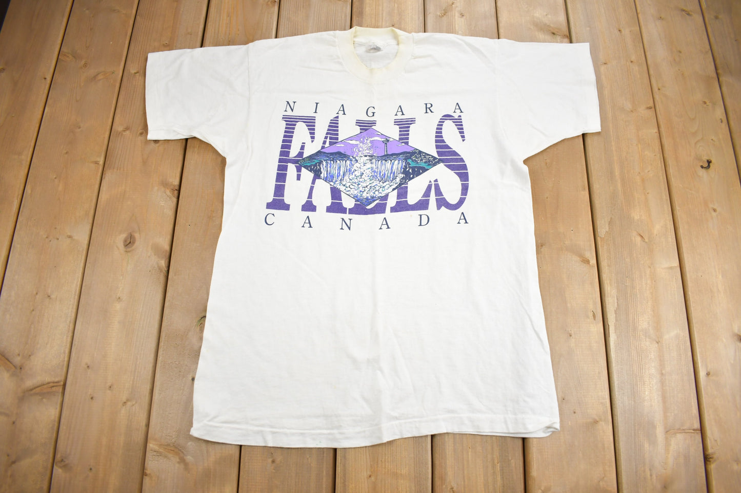 Vintage 1990s Niagara Falls Canada Souvenir T Shirt / Streetwear / Made In Canada / Vacation Tee / Travel T Shirt