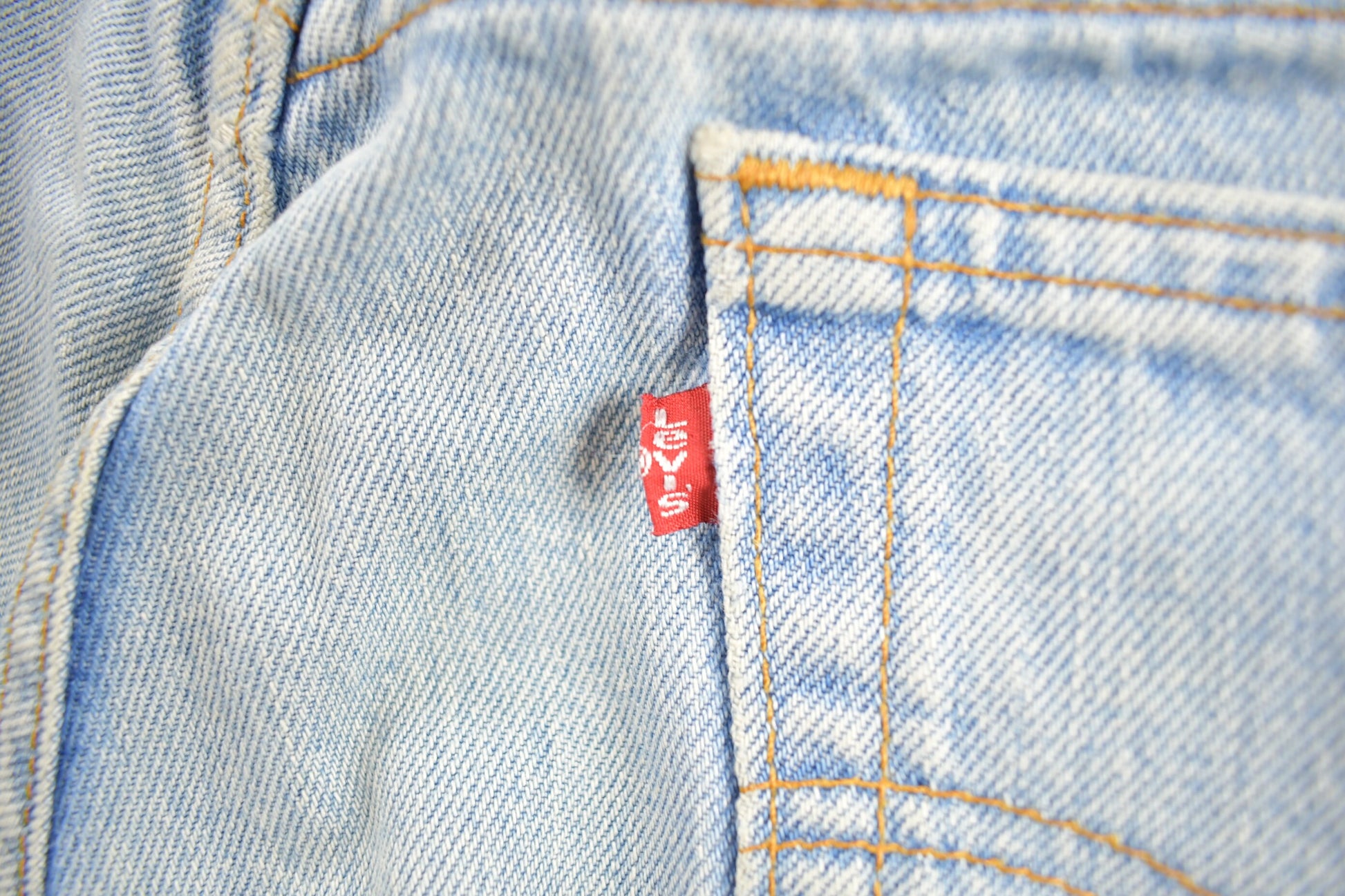 Vintage 1990s Levi's Red Tab Denim Jeans Size 39 x 32