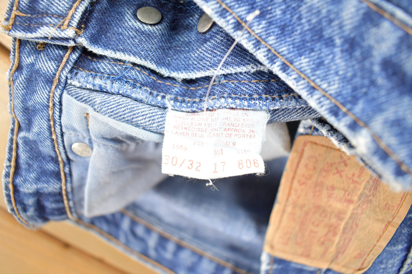 Vintage 1990s Levi's 501 Red Tab Jeans Size 30 x 29.5 / Blue / Mid Wash / Vintage Denim  / Made In USA / 80s Levi's / Straight Cut