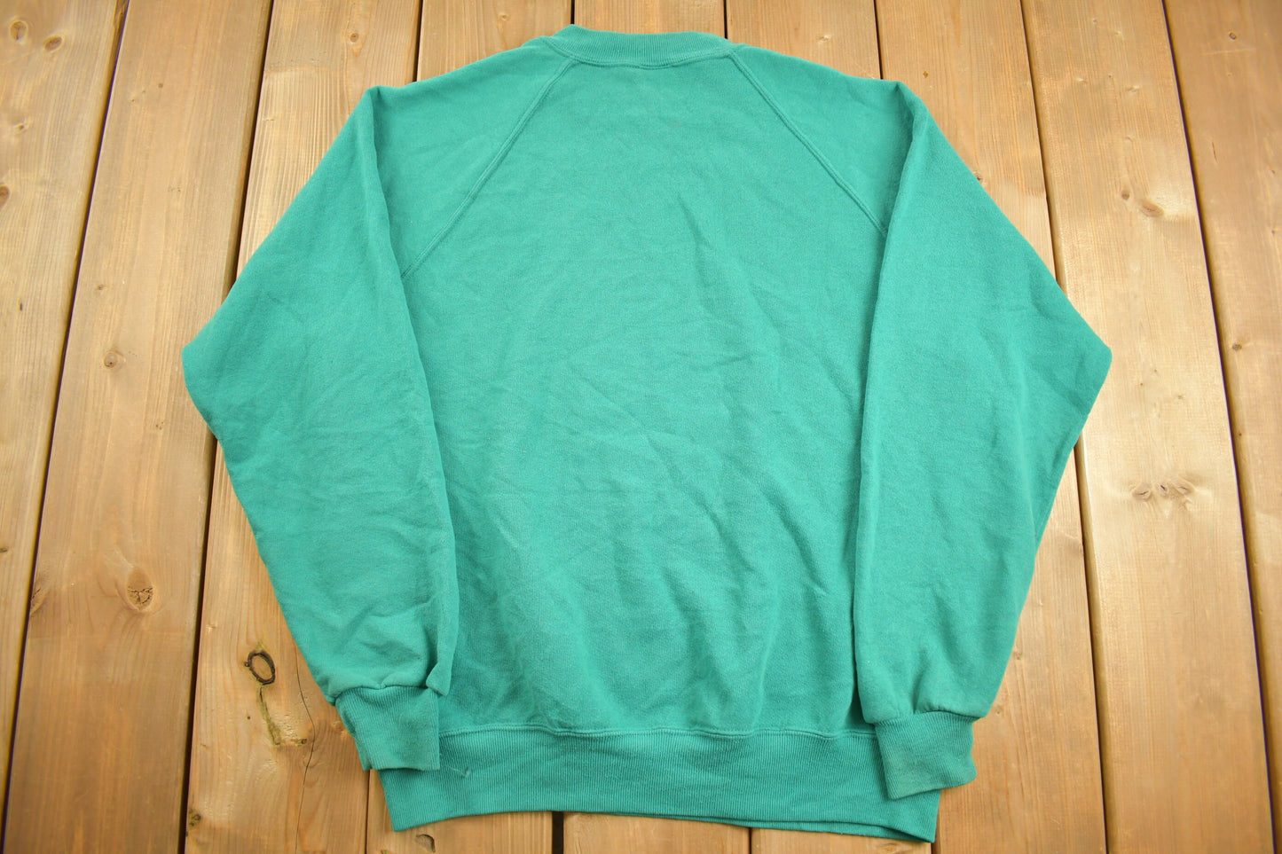 Vintage 1980s Jerzees Blank Green Raglan Crewneck Sweatshirt / 80s Crewneck / Made In USA / Athleisure / Streetwear / 80s Blank / Size M