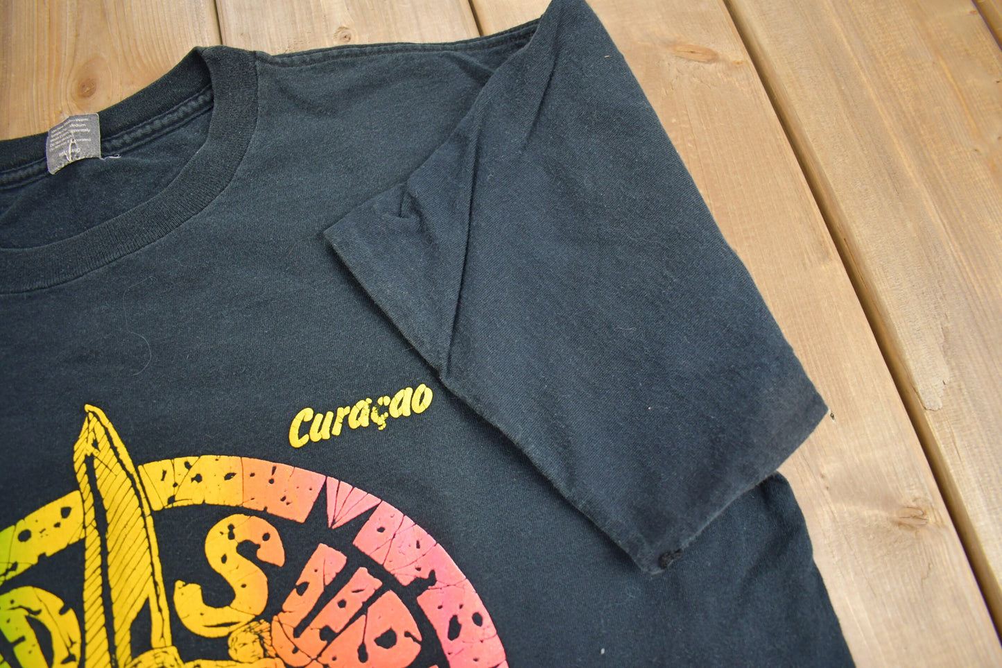 Vintage 1990s Curaçao Wind Surf Souvenir T Shirt / Streetwear / Made In USA / Vacation Tee / Travel T Shirt