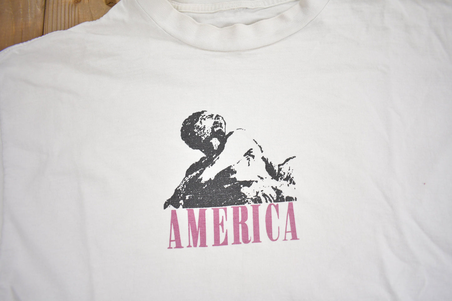 Vintage 1990s America Graphic T Shirt / Vintage Soldier T Shirt / Graphic Tee / Single Stitch / Made In USA