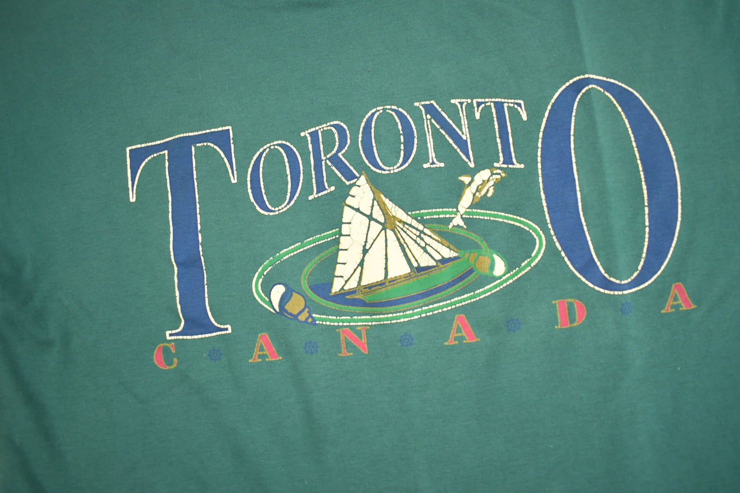 Vintage 1990s Toronto Canada Souvenir T Shirt / Streetwear / Made In Canada / Vacation Tee / Travel T Shirt / Single Stitch