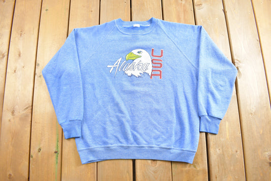 Vintage 1970s Alaska USA Eagle Graphic Crewneck Sweatshirt / 80s / 70s / Souvenir Sweater / Nature Theme Crewneck  / Travel And Vacation