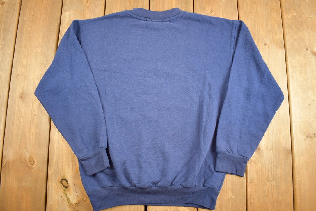 Vintage 1990s Ice Hockey Theme Blue Sweatshirt / 90s Crewneck / Made In Canada / Streetwear / Northern Getaway