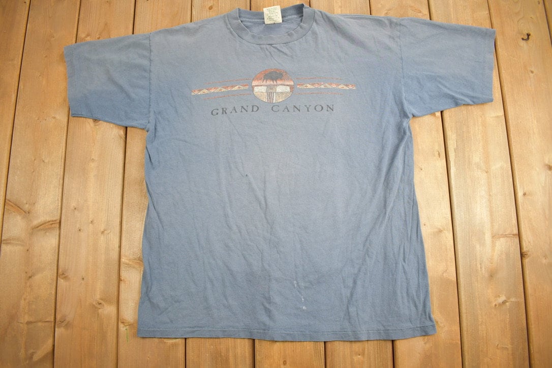 Vintage 1990s Grand Canyon Souvenir T Shirt / Streetwear / Single Stitch  Made In USA / Vacation Tee / Travel T Shirt