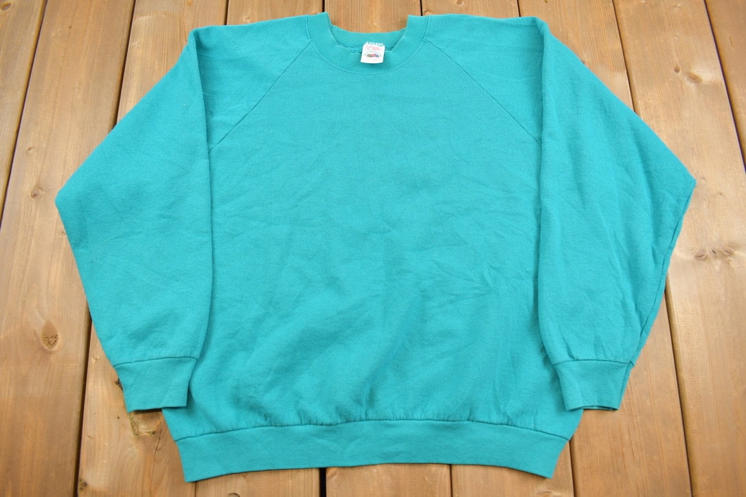 Vintage 1980s Womens Blank Teal Crewneck Sweatshirt / 80s Crewneck / Made In USA / Essential / Raglan / 90s Blank / Fruit Of The Loom /