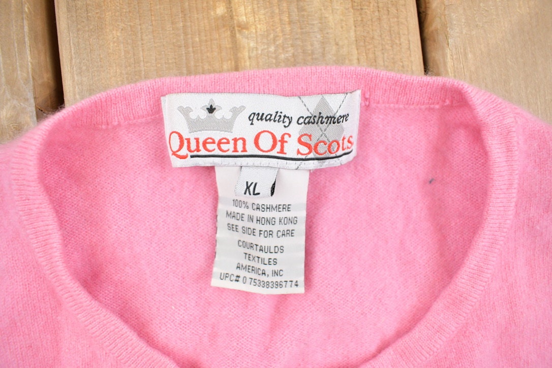 Vintage 1990s Queen Of Scots 100% Cashmere Knit Crewneck Sweater / Vintage 90s Crewneck / Pullover Sweatshirt / Streetwear / Retro Style