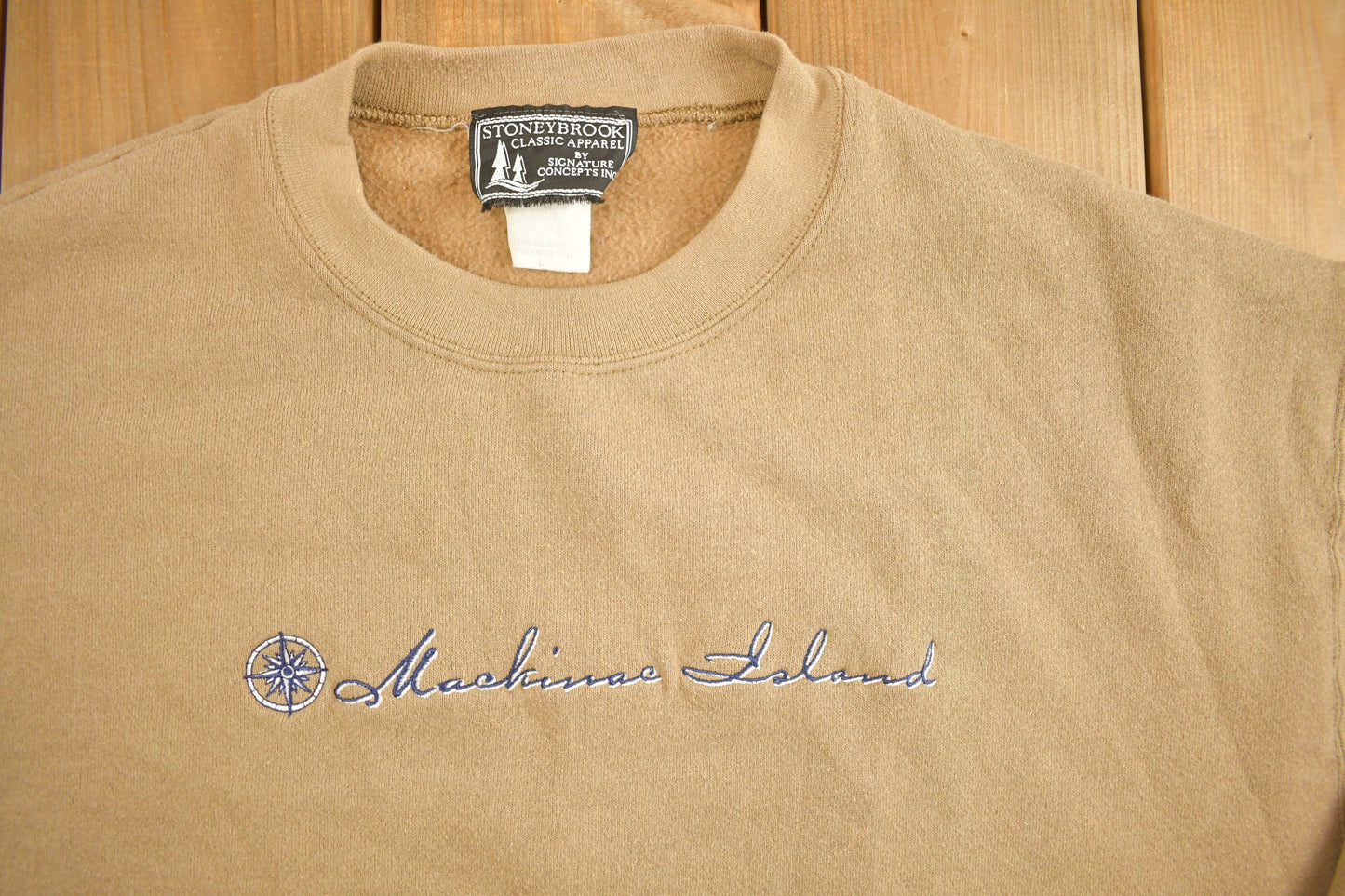 Vintage 1990s Mackinac Island Sweatshirt / 90s Crewneck / Souvenir Sweater / Streetwear / Travel And Vacation / Stoneybrook Classic