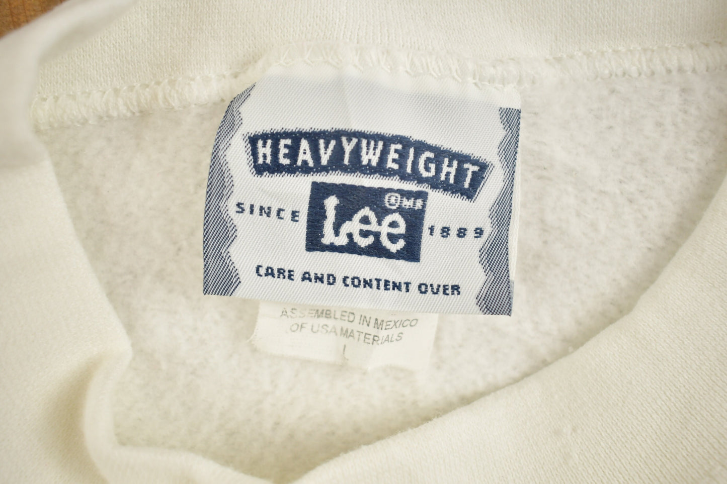 Vintage 1990s Lee Blank White Sweatshirt / 90s Crewneck / Essentials / Streetwear / 90s Blank / Vintage Lee / 90s Lee