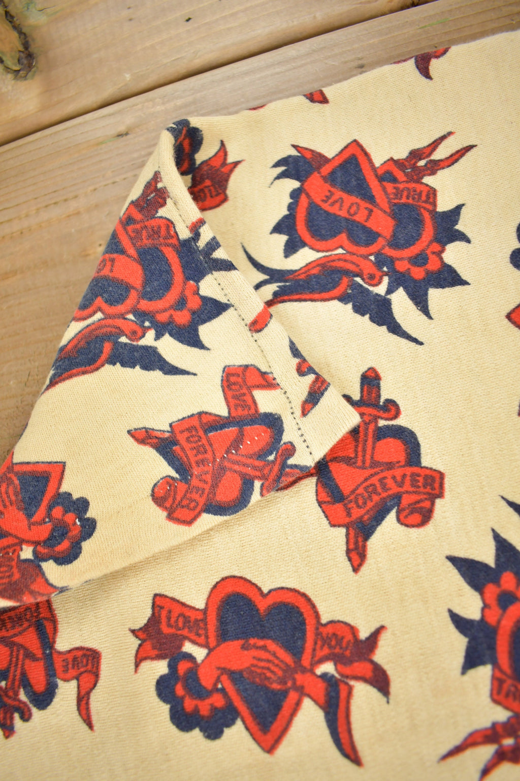 Vintage 1960s Love & Hearts Graphic T Shirt