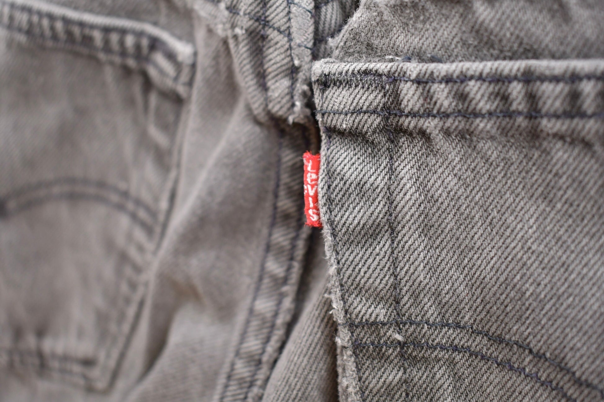 Vintage 1990s Levi's Red Tab Jeans Size 30 x 32