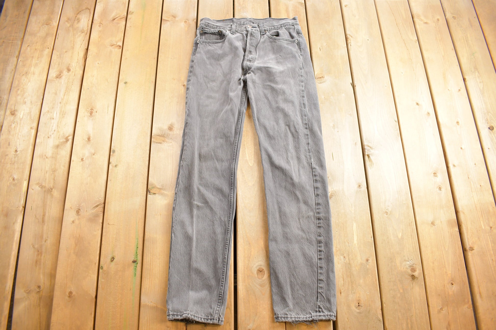 Vintage 1990s Levi's Red Tab Jeans Size 30 x 32